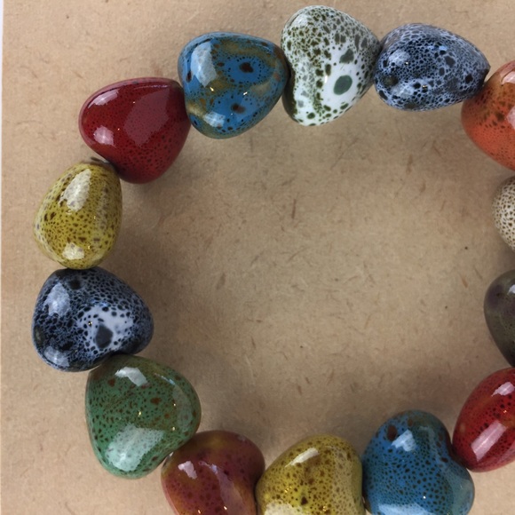 Boho Rainbow color Porcelain Heart beaded bracelet - Picture 5 of 8